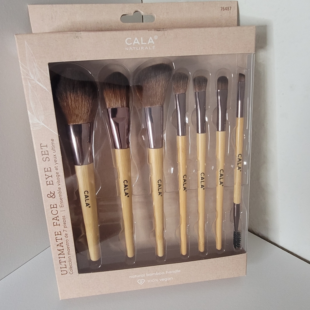 Cala ultimate face and eye set brushes